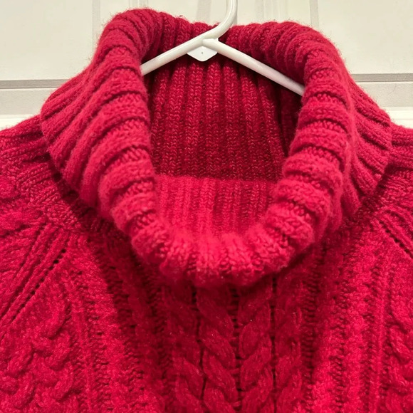 Alice + Olivia Red Turtleneck Cropped Cable Knit Sweater women’s size Large - Picture 5 of 9